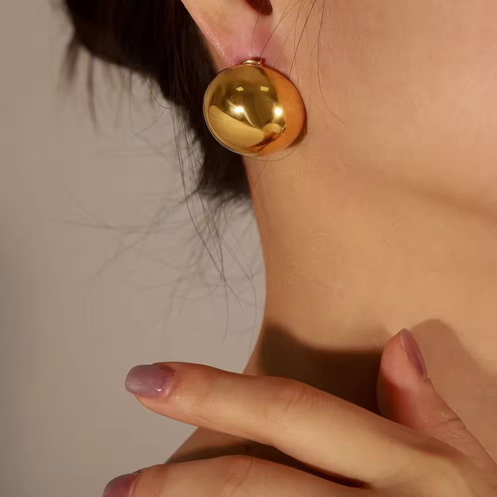 Poshed up | Stud Ball Earrings